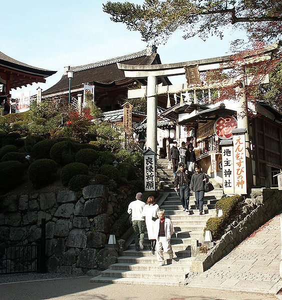 Kiyomizu Temple: Jishu-Jinja Shrine